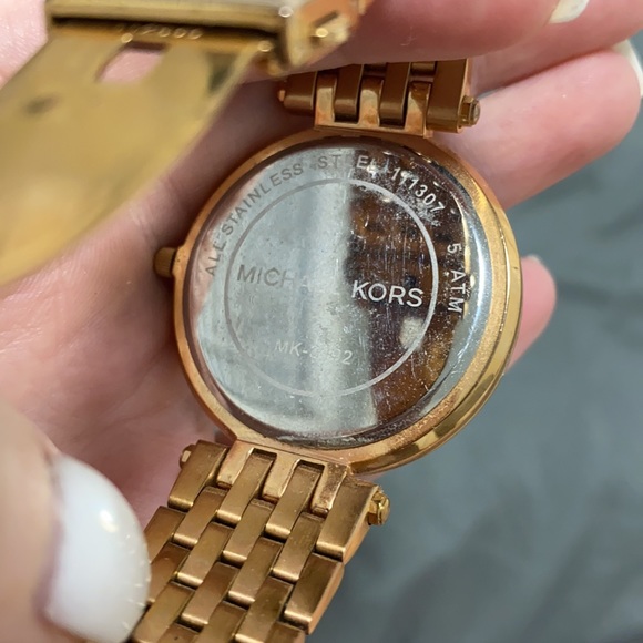 Michael Kors Darci Pavé Rose Gold Watch - Picture 6 of 7